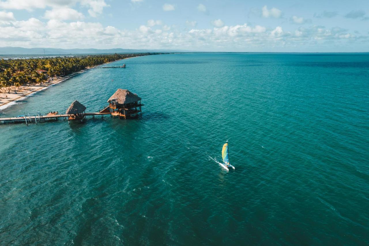 The Lodge At Jaguar Reef Hopkins Bagian luar foto