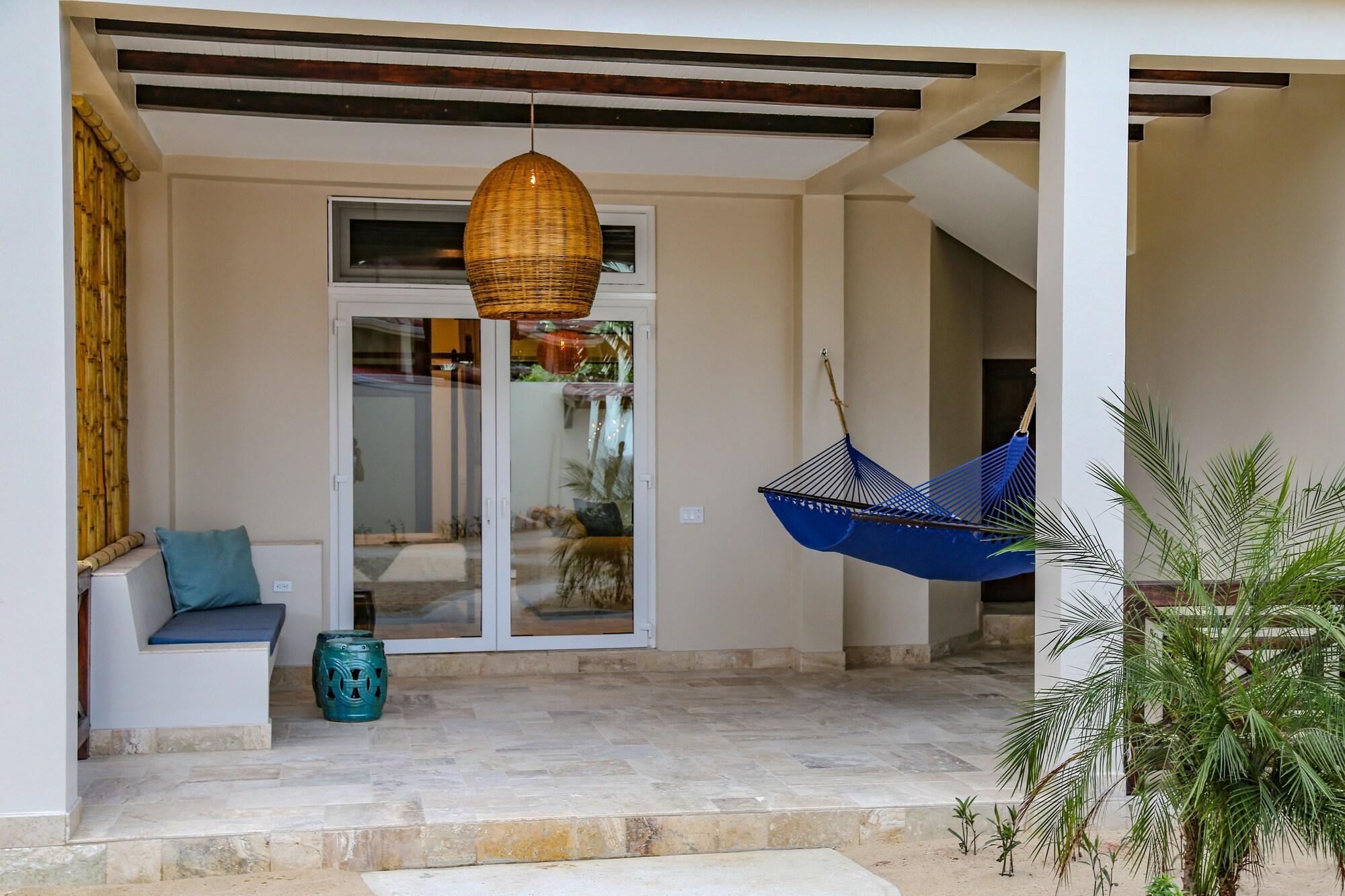The Lodge At Jaguar Reef Hopkins Bagian luar foto