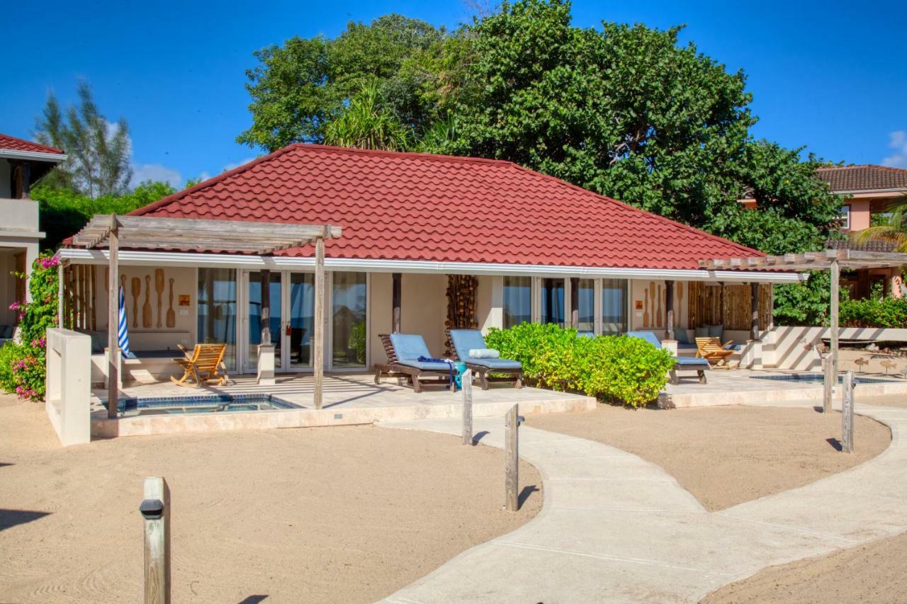 The Lodge At Jaguar Reef Hopkins Bagian luar foto